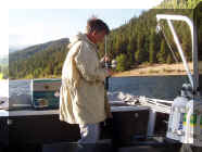 Jim-fishing.jpg (71147 bytes)